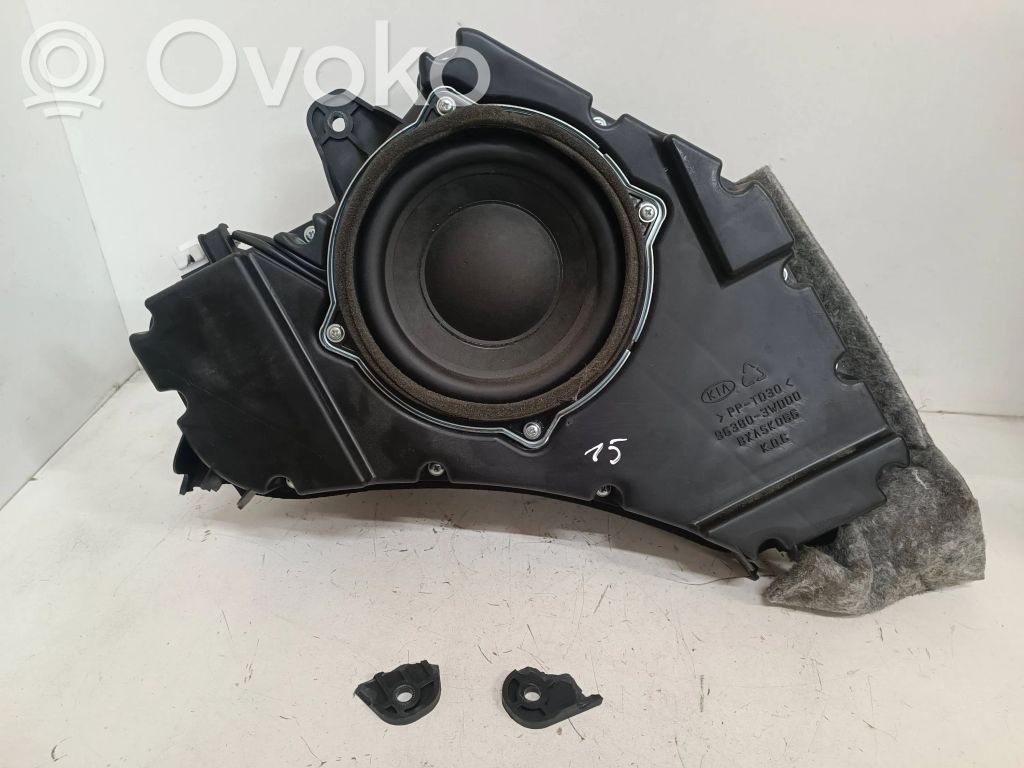 KIA Sportage Subwoofer speaker 