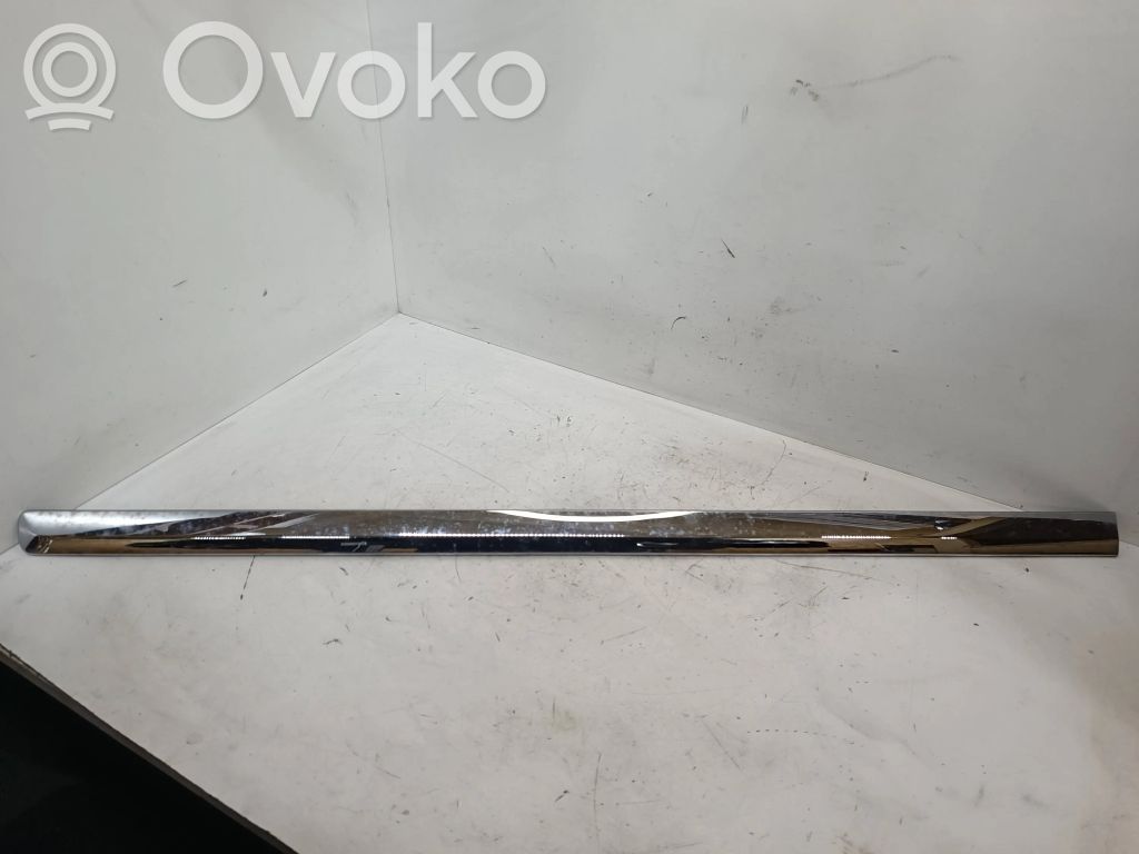 Citroen C5 Etuoven lista (muoto) 
