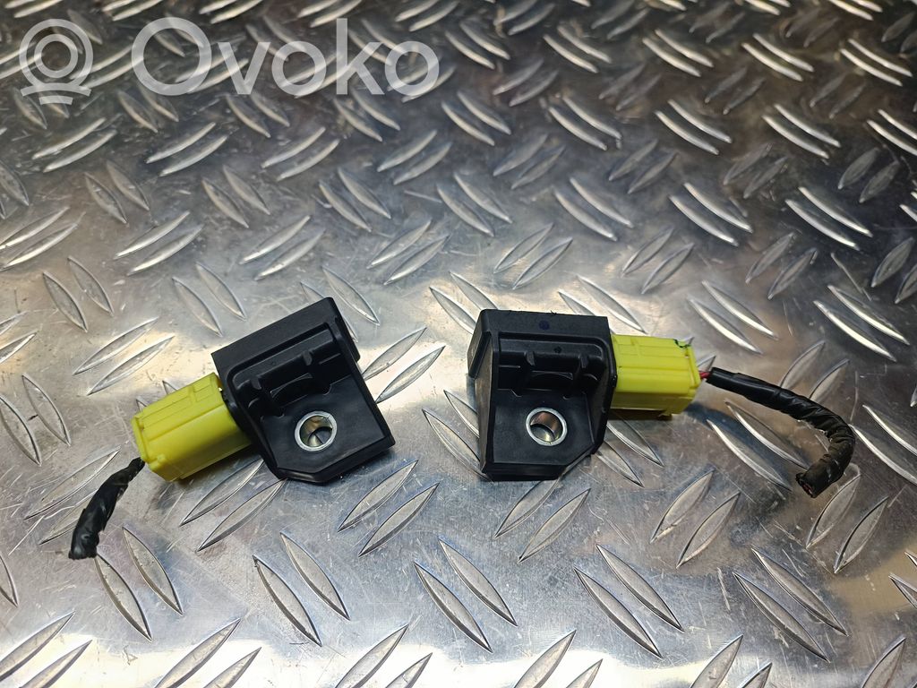 Citroen C-Zero Airbagsensor Crashsensor Drucksensor 