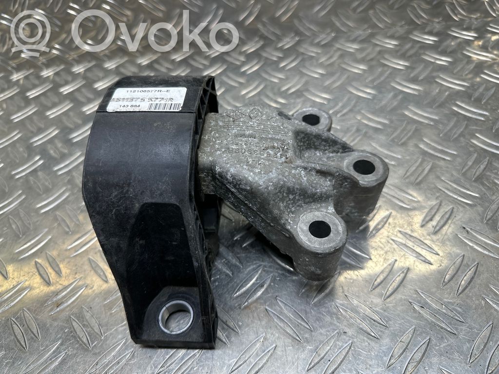 Renault Zoe Engine mount bracket 