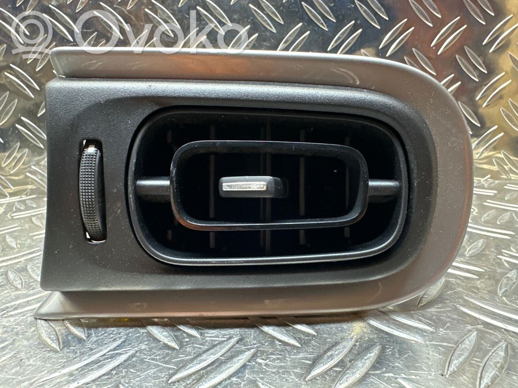 Citroen C3 Boczna kratka nawiewu deski rozdzielczej 