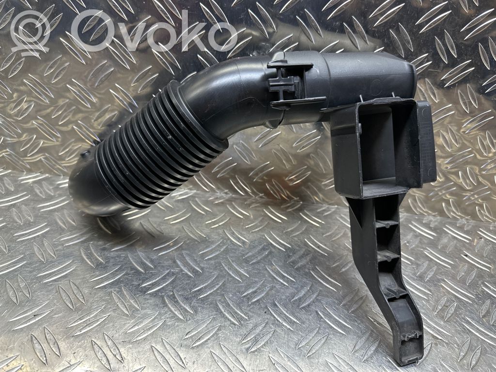 Peugeot 208 I Air intake duct part 