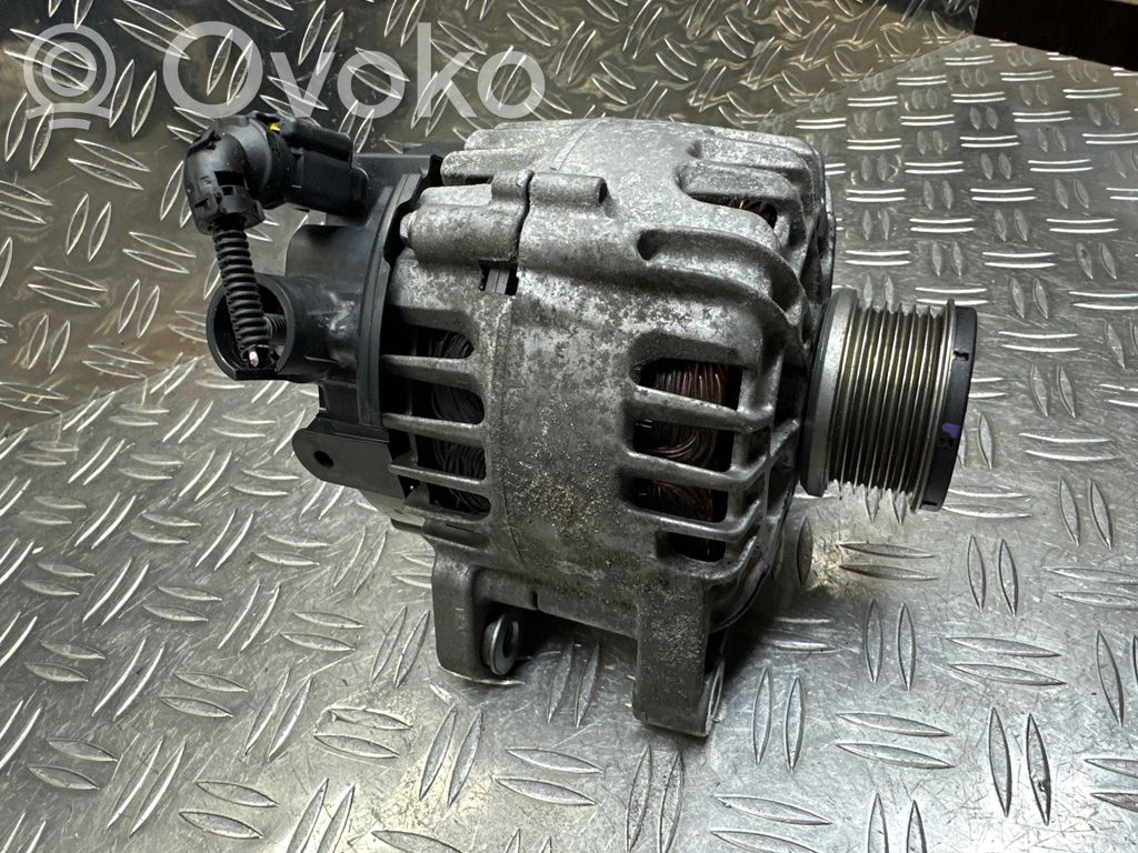 Peugeot 208 II Generator/alternator 