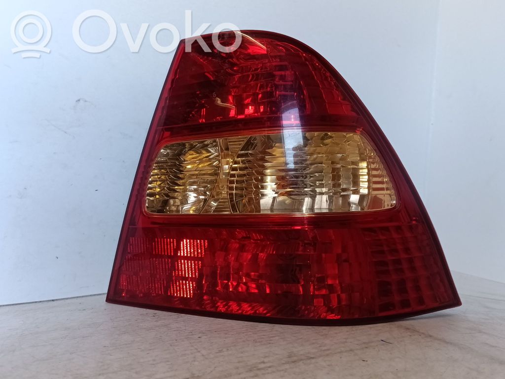 Toyota Corolla E120 E130 Lampa tylna 