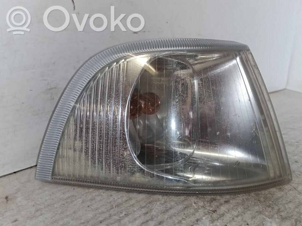 Volvo S40, V40 Front indicator light 
