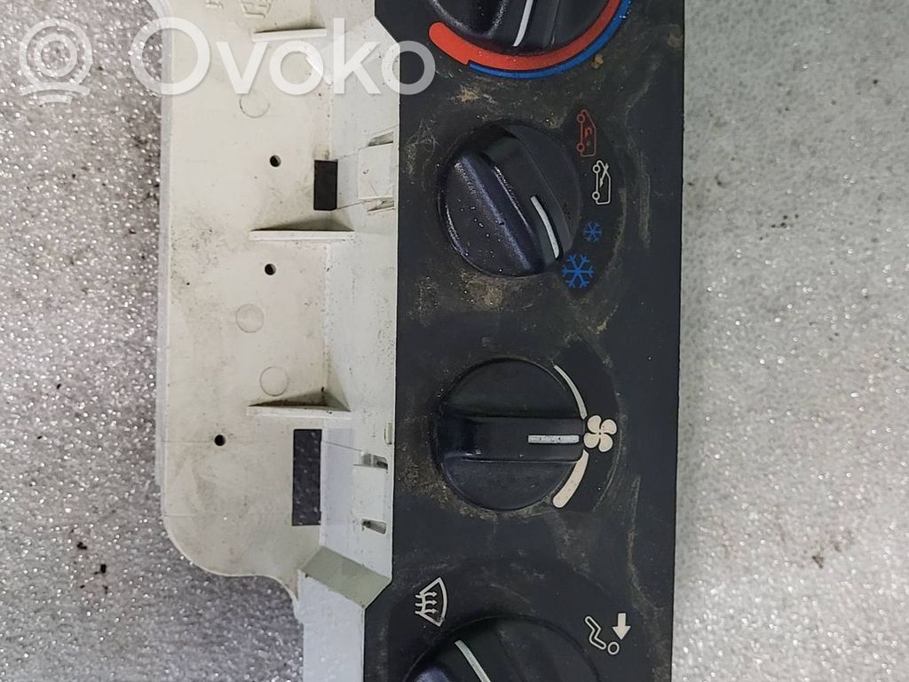 Renault Espace II Climate control unit 