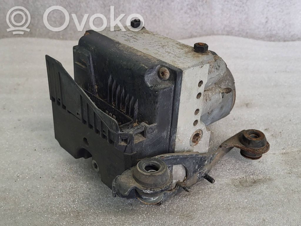 Audi A4 S4 B5 8D ABS bloks 
