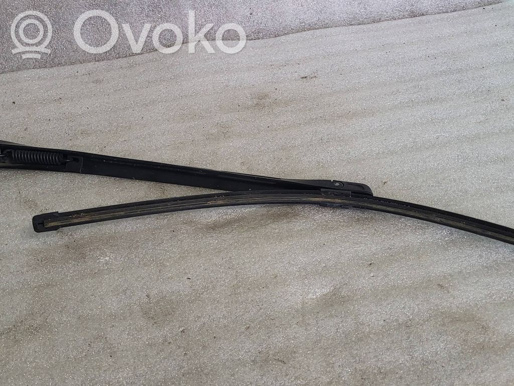 Audi A8 S8 D3 4E Wischerarm vorne 