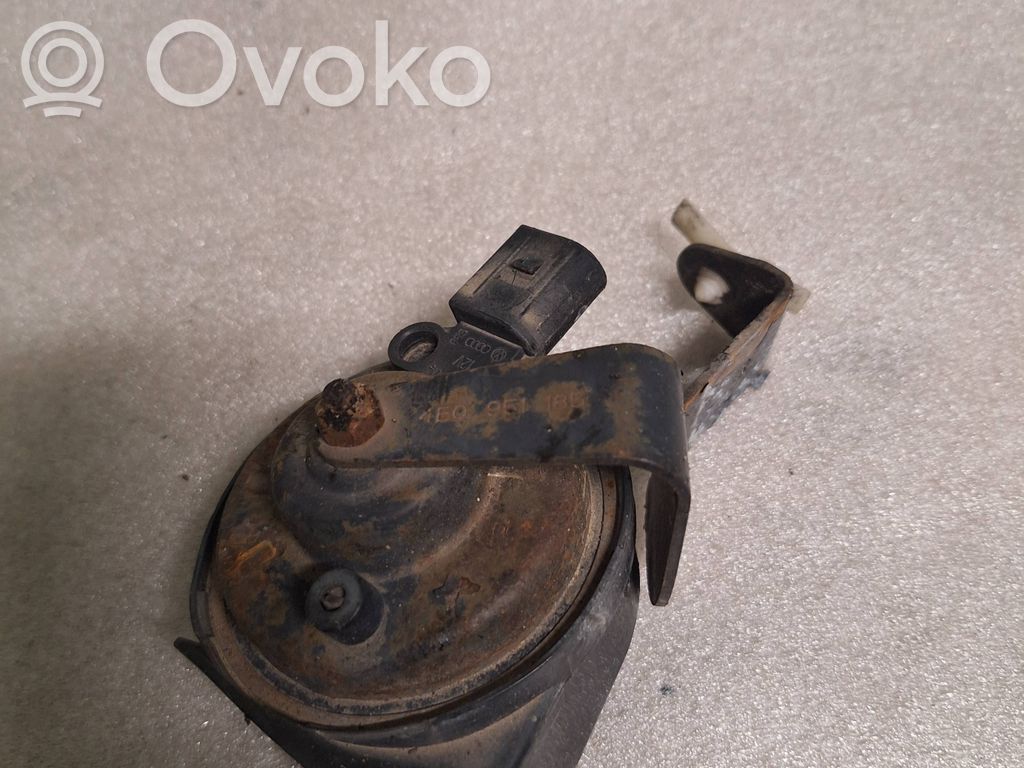 Audi A8 S8 D3 4E Garso signalas 