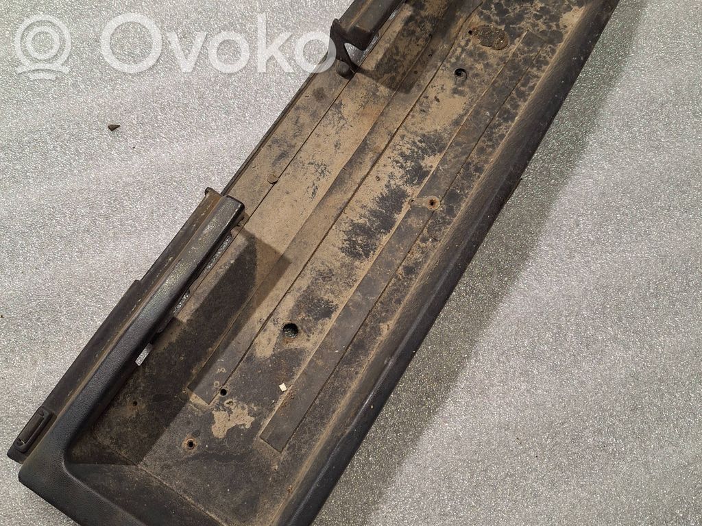 Audi 80 90 S2 B4 Support de plaque d'immatriculation 