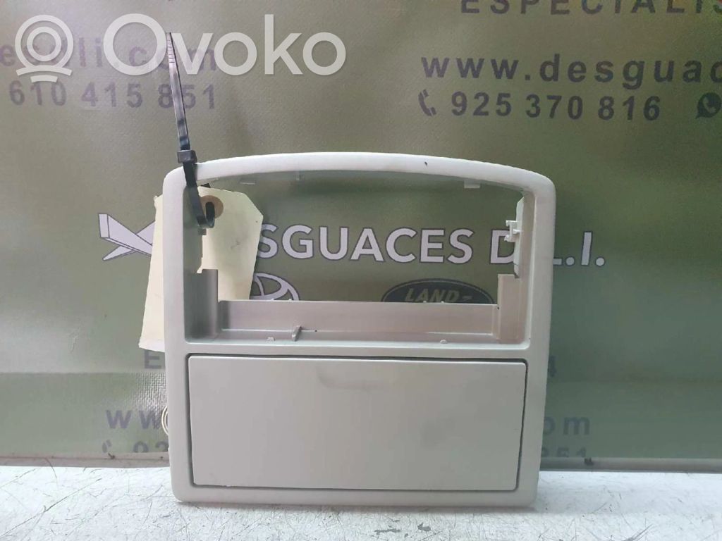 Mazda 3 II Glove box 