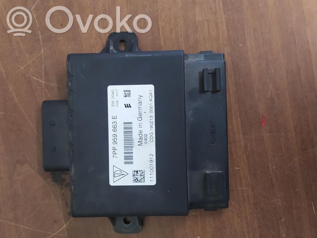 Unidad de control/módulo del motor   7PP959663E