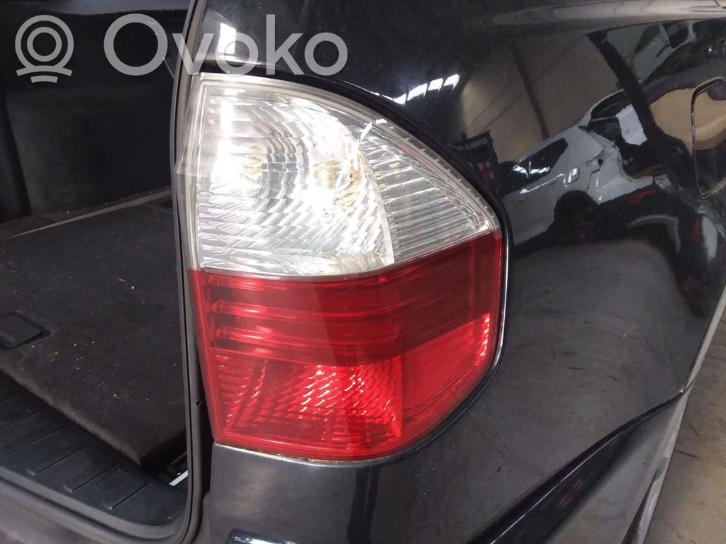 Rear/tail lights
