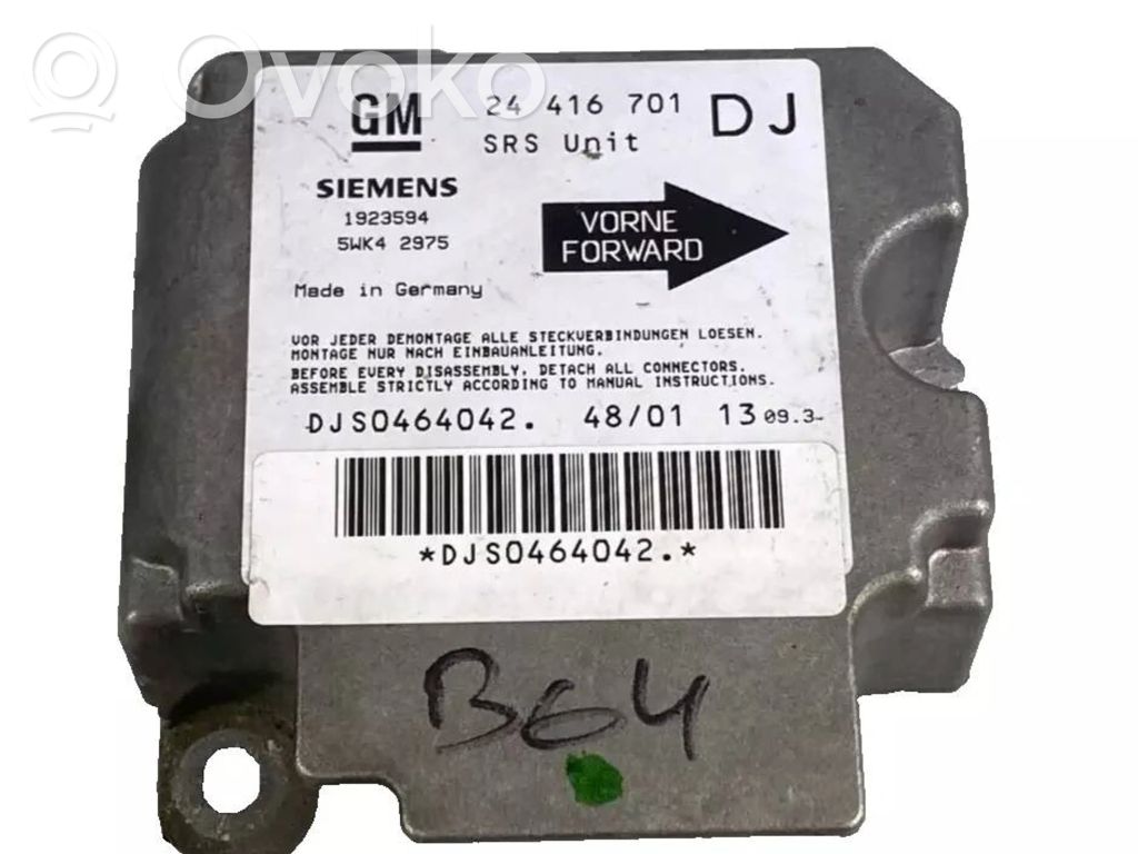 Opel Vectra B Airbag control unit/module 