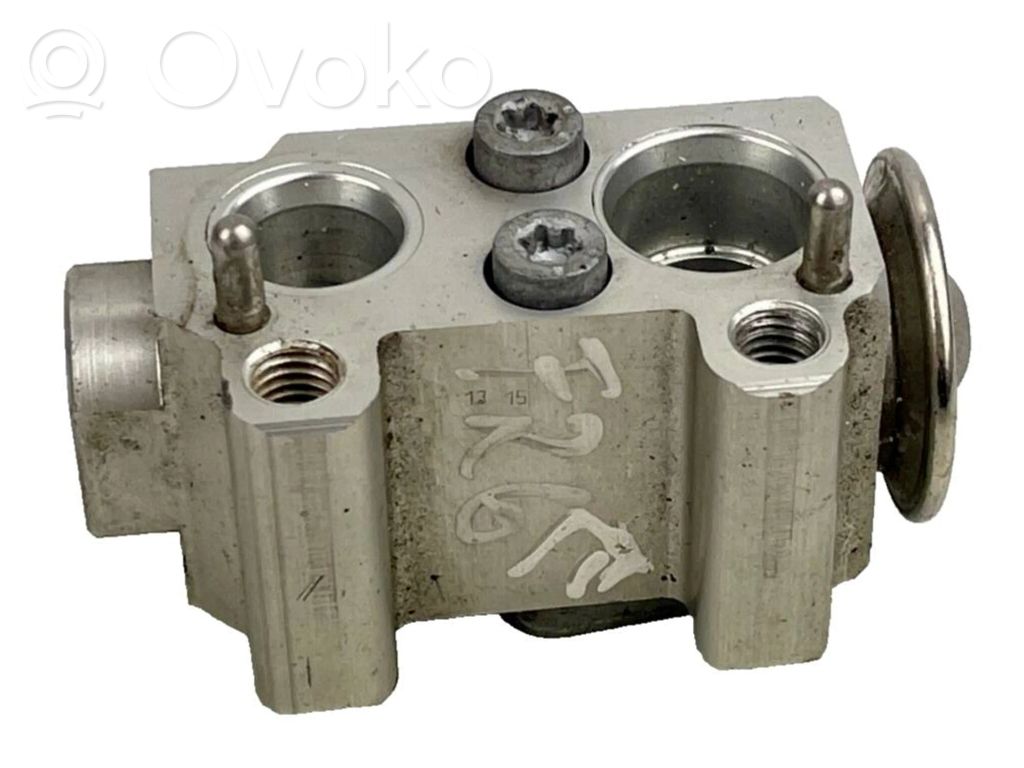 BMW 3 E92 E93 Air conditioning (A/C) expansion valve 
