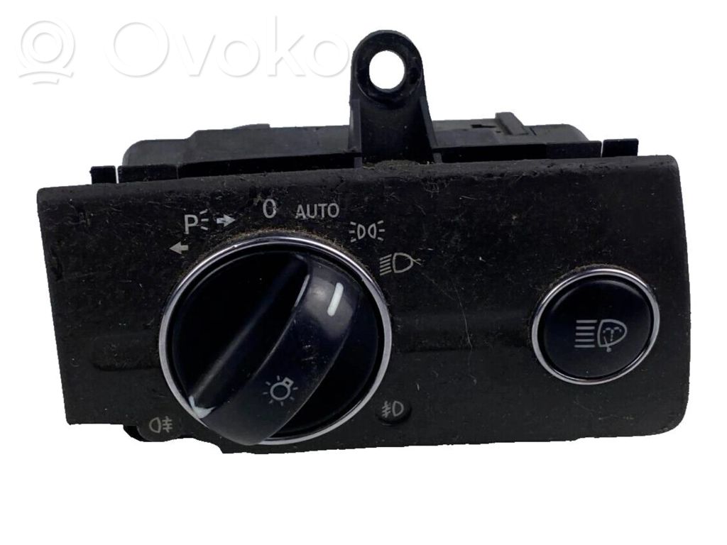 Mercedes-Benz E W211 Light switch 