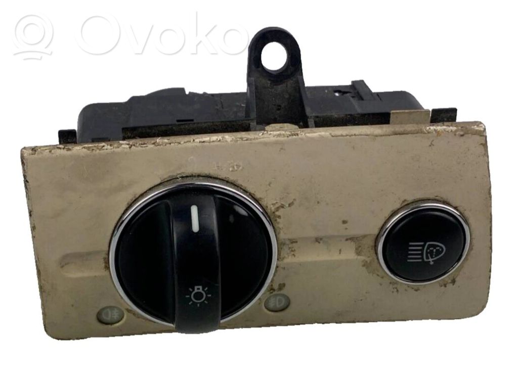 Mercedes-Benz E W211 Light switch 