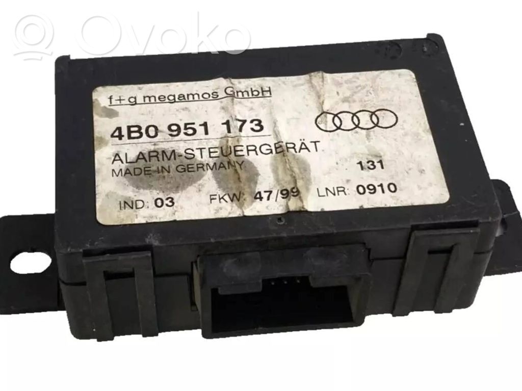 Audi A3 S3 8L Alarm control unit/module 