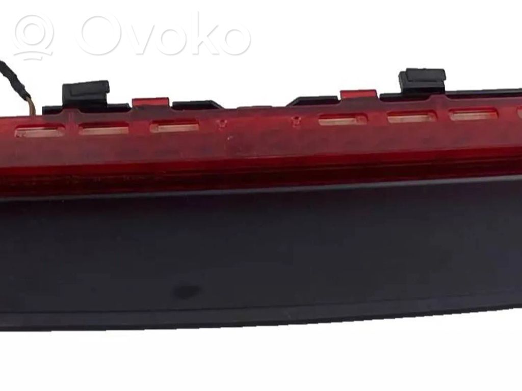 BMW 7 F01 F02 F03 F04 Trzecie światło stop 