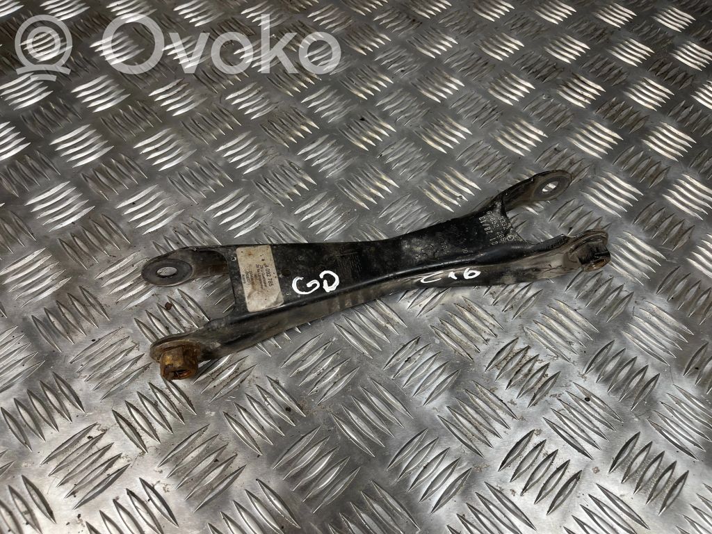 BMW i3 Galinė šakė 