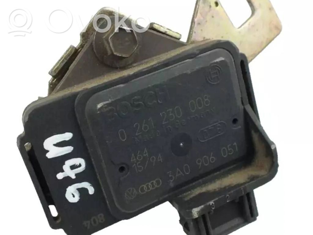 Volkswagen PASSAT B4 Air pressure sensor 