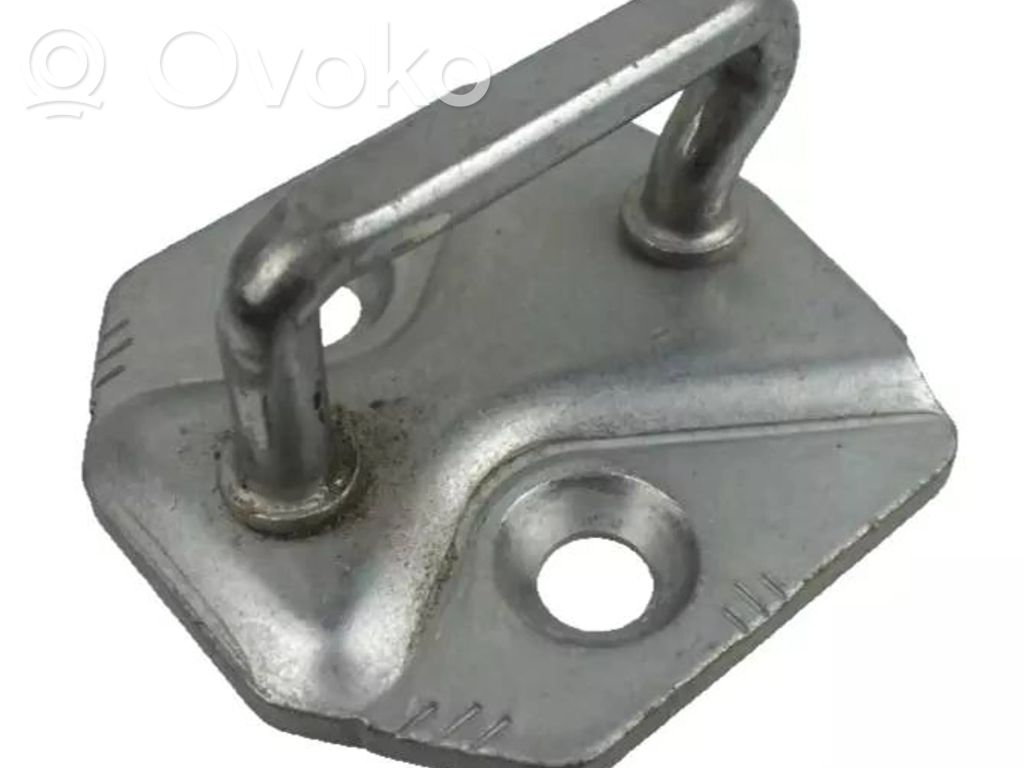 Ford Focus Front door lock loop/hook striker 