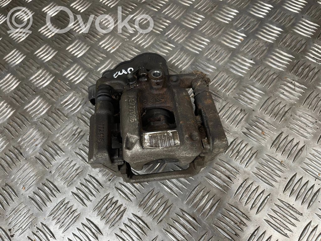 Peugeot 308 Rear brake caliper 