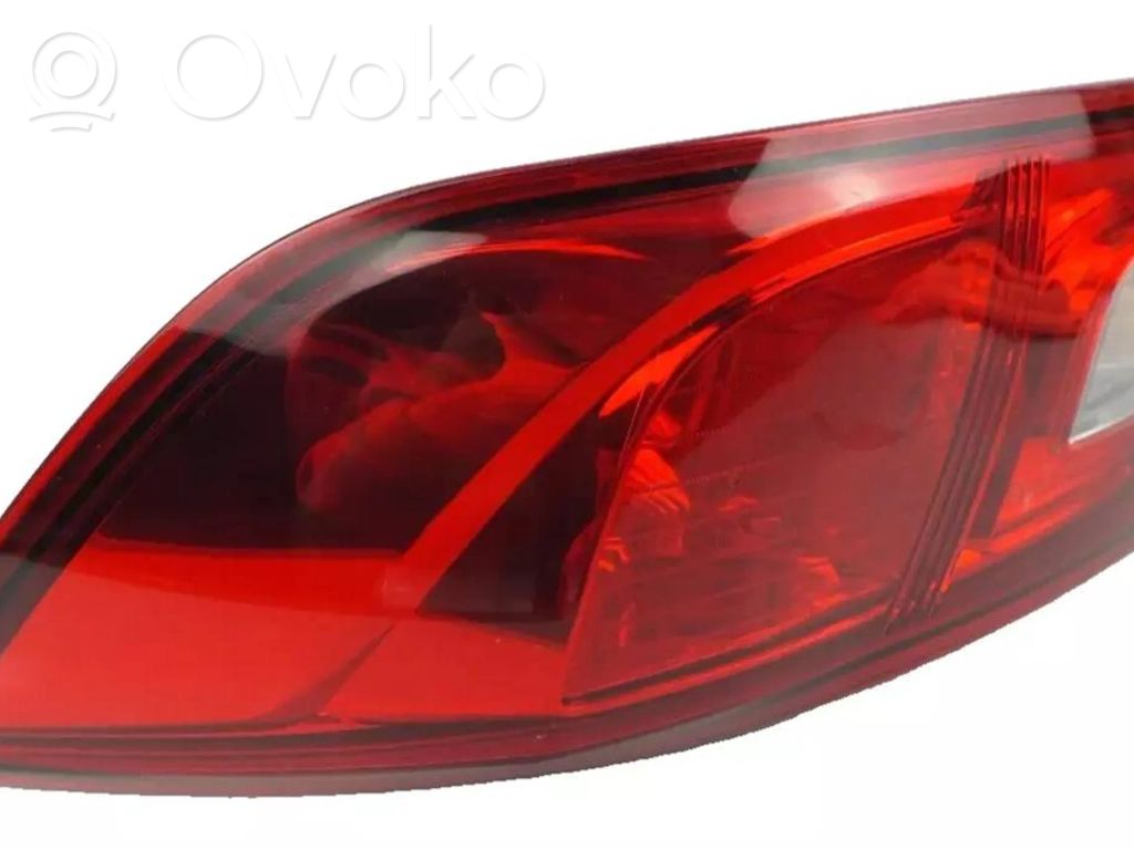 Renault Clio IV Rear/tail lights 