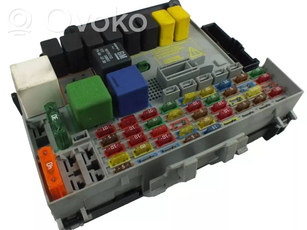 Opel Zafira A Fuse box set 