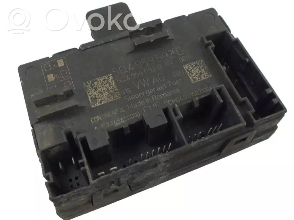 Volkswagen PASSAT B8 Door control unit/module 