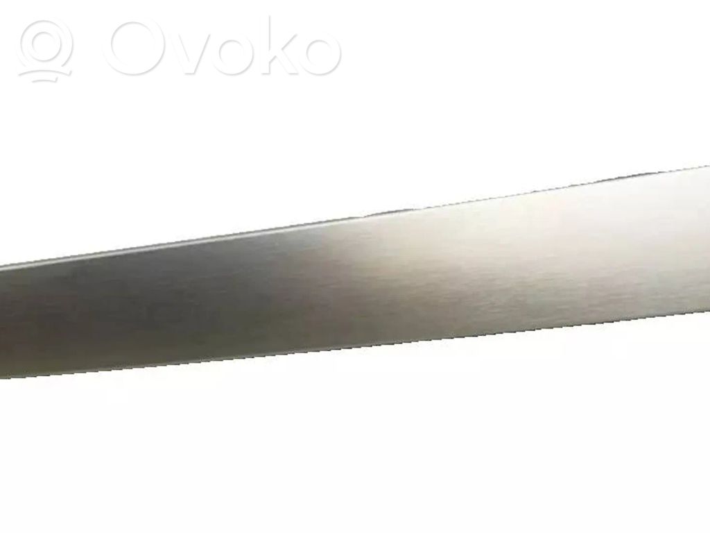 Poszycie drzwi tylnych   8R0867410,8R0867420