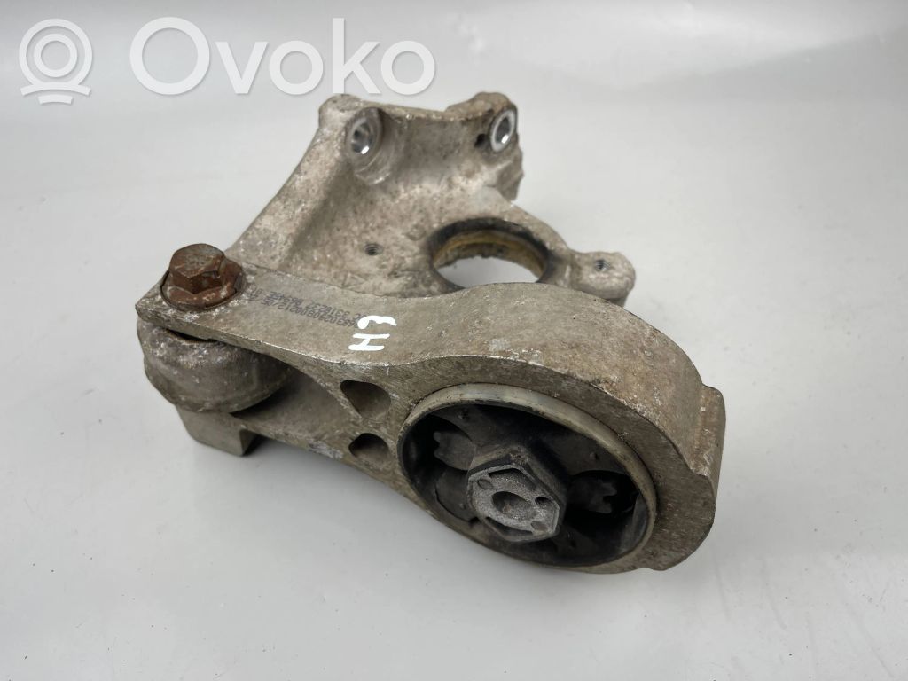 Peugeot 508 Engine mount bracket 