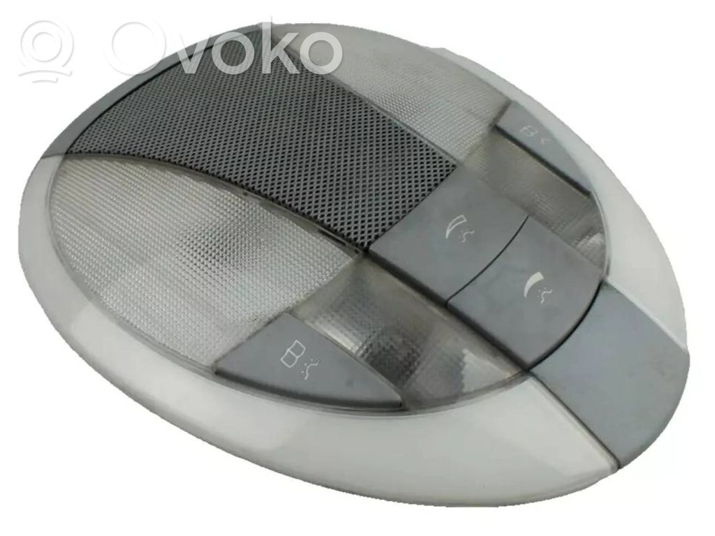 Mercedes-Benz E W211 Luz del asiento trasero 