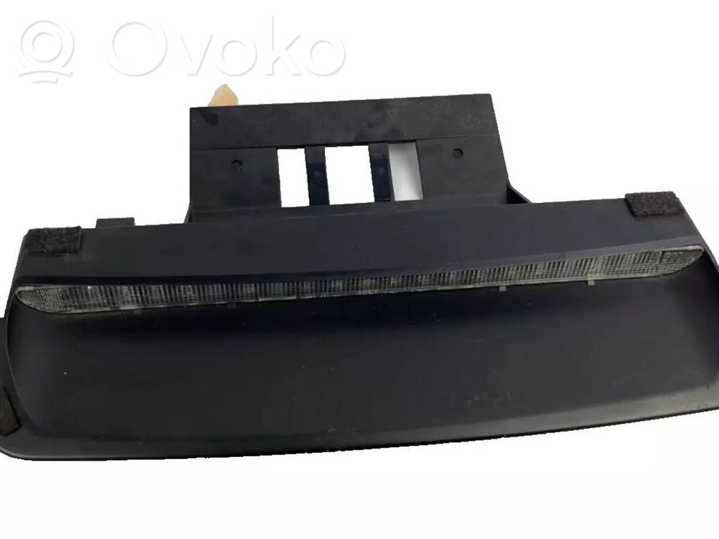 Volvo S80 Third/center stoplight 