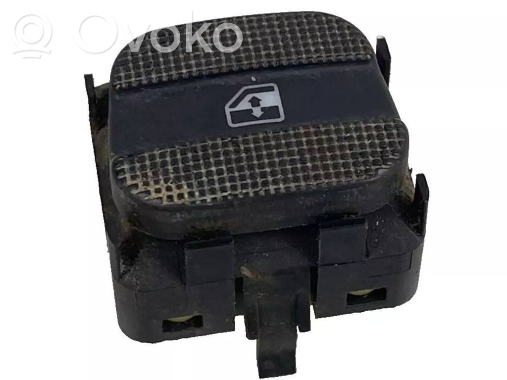 Volkswagen PASSAT B4 Electric window control switch 