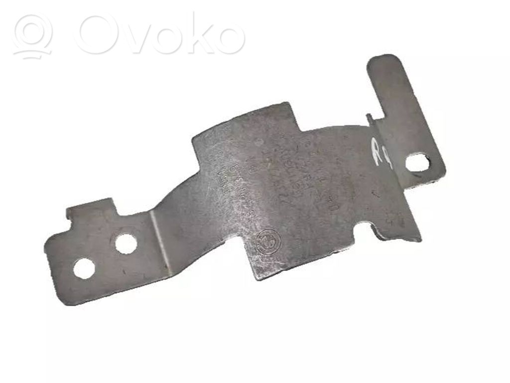 BMW i4 A/C compressor mount bracket 