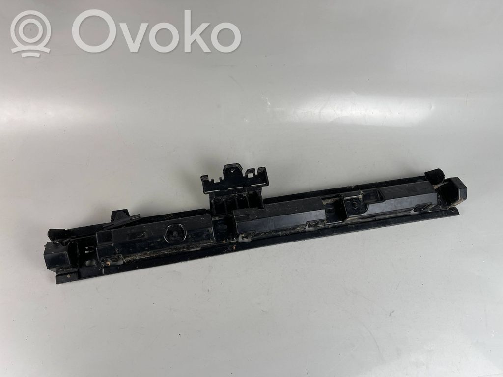 BMW i4 Sill supporting ledge 