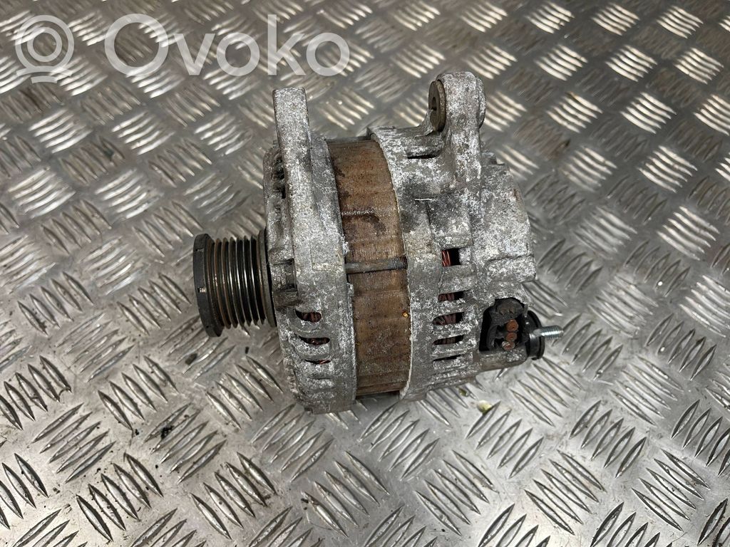 Nissan Juke I F15 Generatorius 