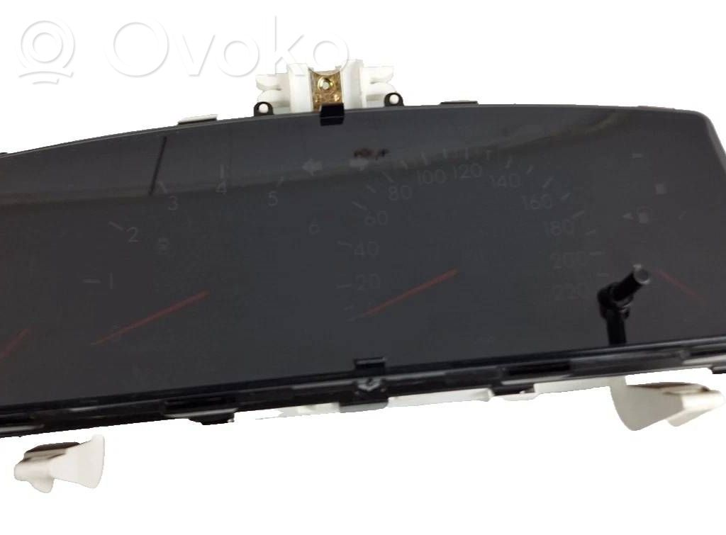 Toyota Avensis T250 Speedometer (instrument cluster) 