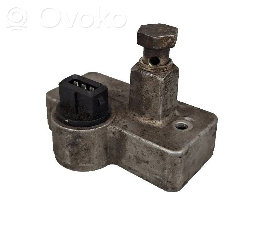 Audi A6 S6 C4 4A Air pressure sensor 