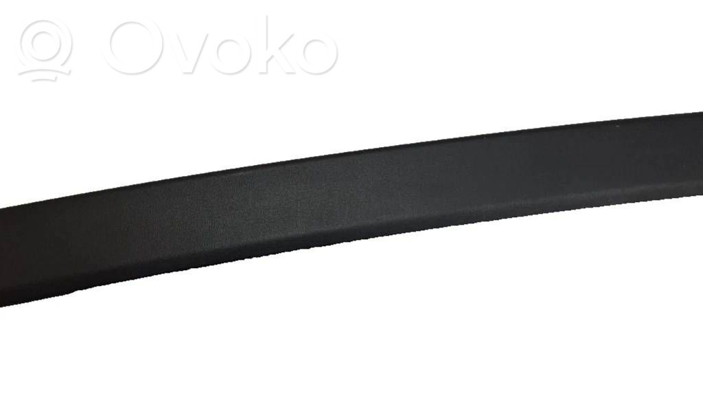 BMW 7 F01 F02 F03 F04 Listwa / Uszczelka szyby drzwi tylnych 