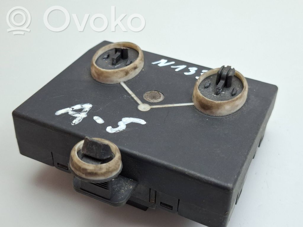 Audi A5 8T 8F Door control unit/module 