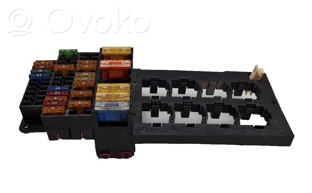 Volkswagen Phaeton Fuse module 