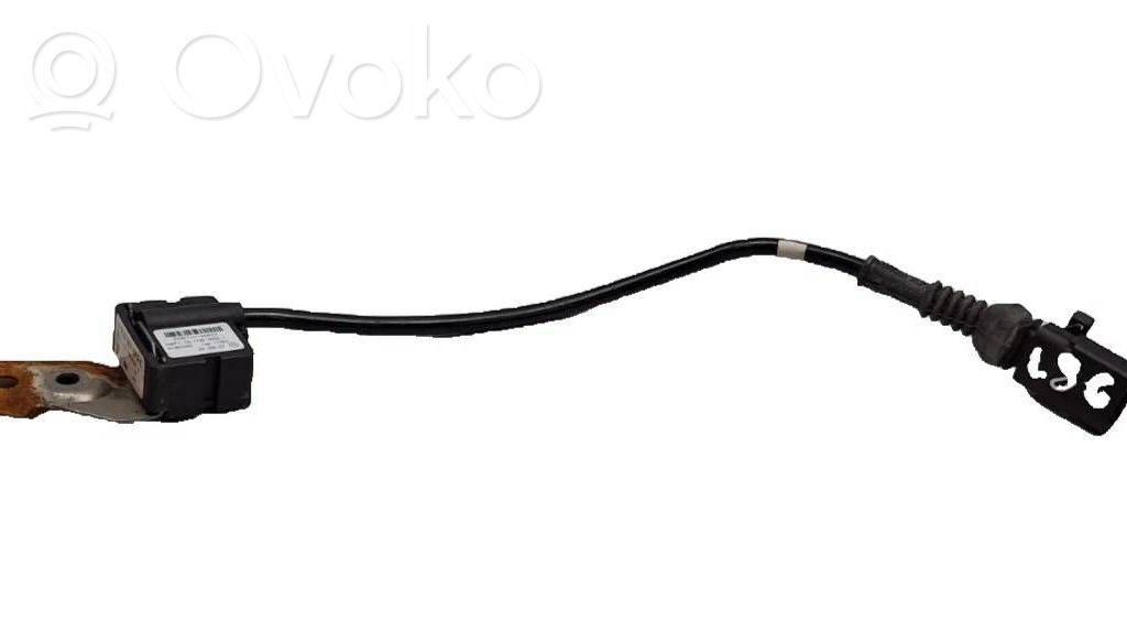 Volkswagen Touareg I ESP acceleration yaw rate sensor 