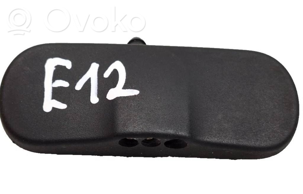 Audi S5 Windshield washer spray nozzle 