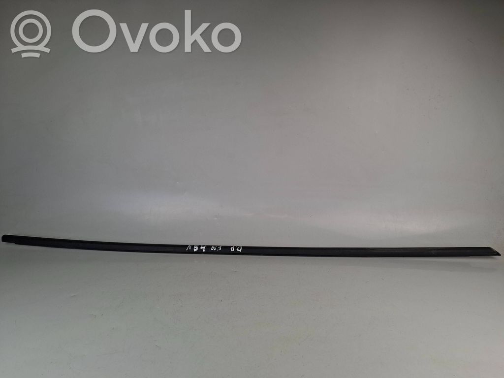 BMW 3 F30 F35 F31 Listwa / Uszczelka szyby drzwi przednich 