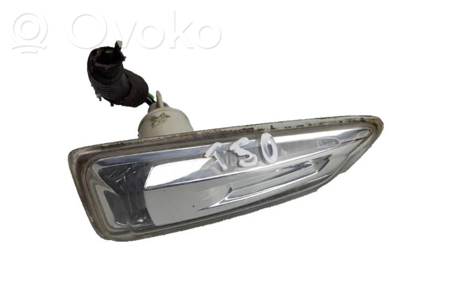 Opel Astra H Front fender indicator light 