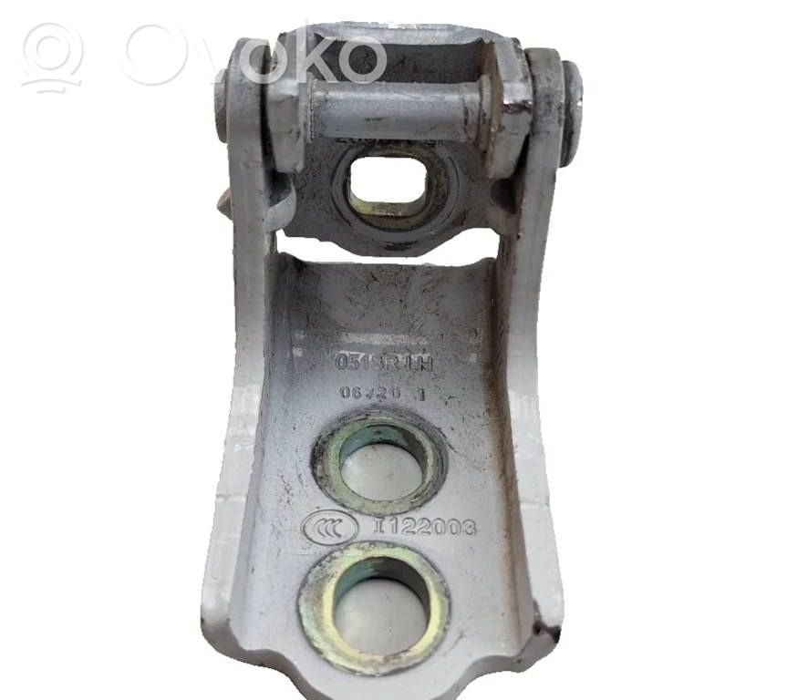 Renault Clio V Rear door lower hinge 