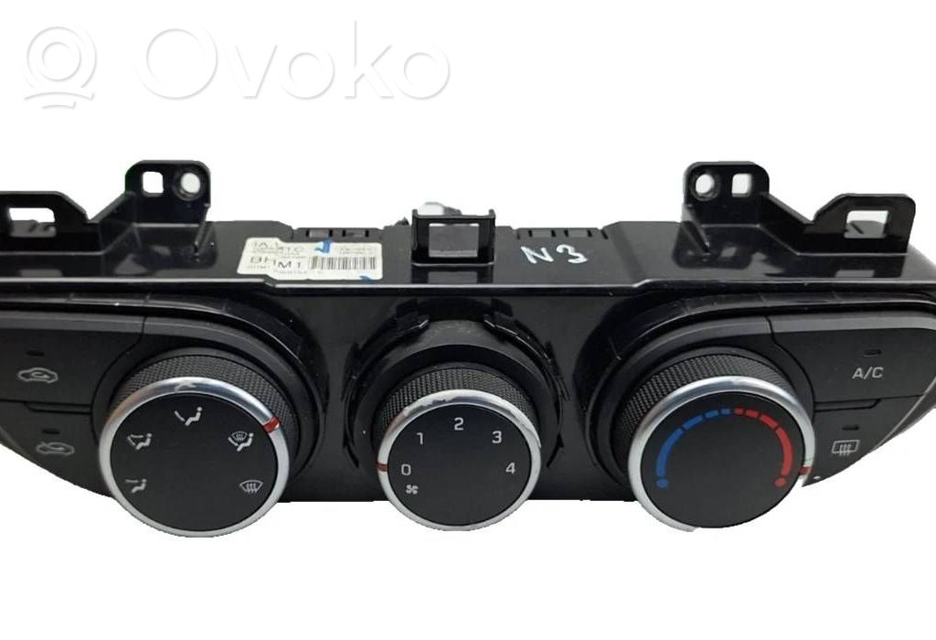 Hyundai i10 Climate control unit 