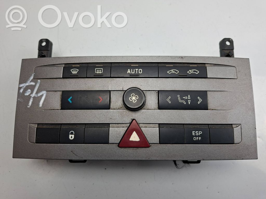 Peugeot 407 Climate control unit 